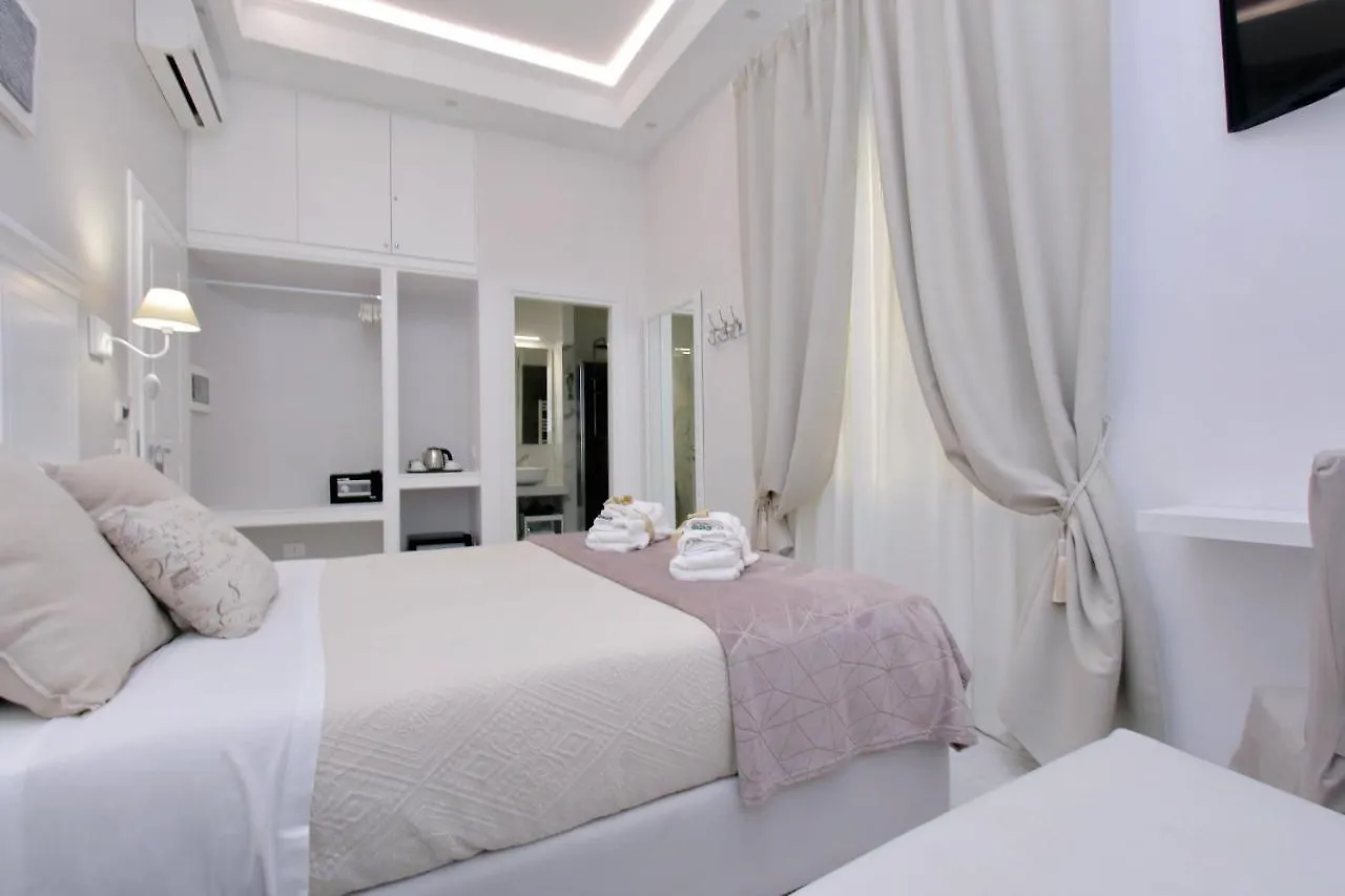 Roman Holiday Colosseo Guest house Rome